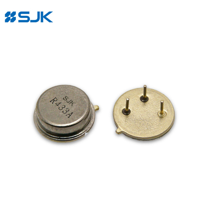 Beli TO-39 DIP Saw Resonator 3 Pin Dengan Toleransi Frekuensi ±75 KHz 433.92MHz pembuatan online