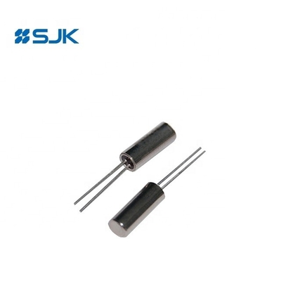 32.768KHz SJK Thru-Hole Crystal Unit 2*6mm atau 3*8mm Tuning Fork Crystal untuk Industri